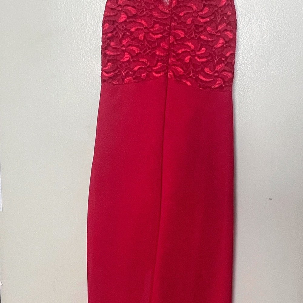 Elegant Strapless Red Lace Dress